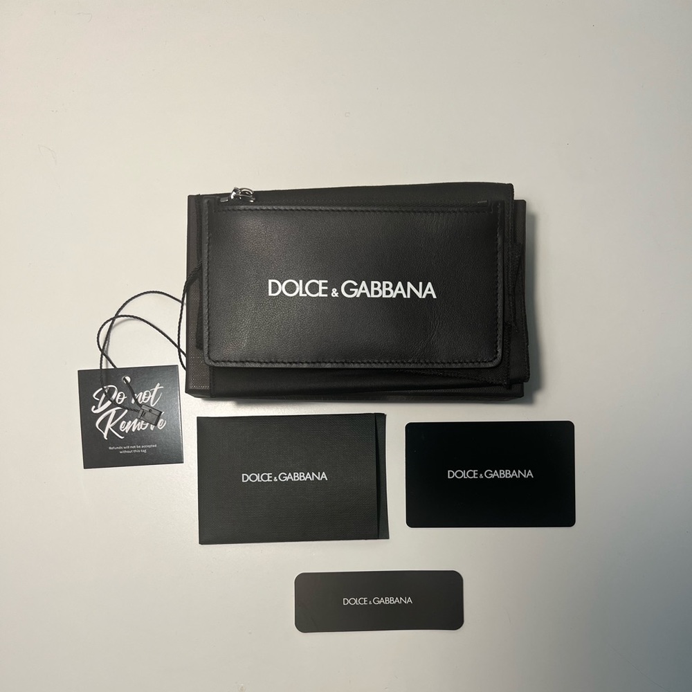 Dolce & Gabbana D&G Vertical Logo Plaque Zippered Leather Cardholder Coin Purse - Picture 4 of 12